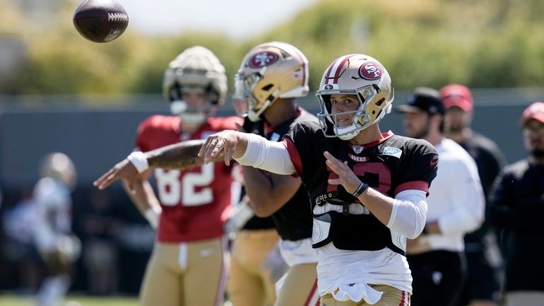 49ers quarterback Brock Purdy feels 'normal' as he works his way back from  elbow surgery - Newsday