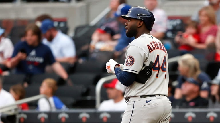 Michael Brantley's clutch hit in 9th lifts Astros over D-backs