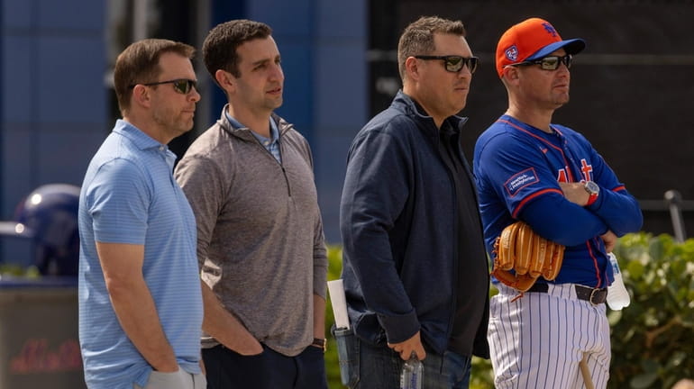From left, Mets senior vice president of player development Andy Green, president...