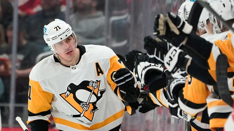 Evgeni Malkin hat trick Pittsburgh Penguins rout Detroit Red Wings 