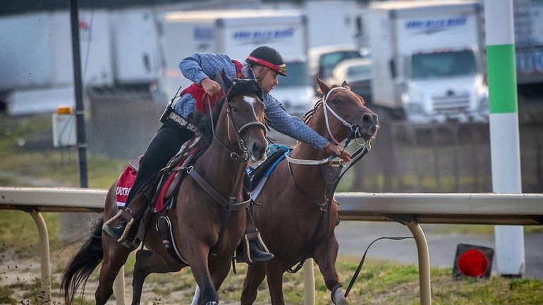 Outrider Ruiz Gonzalez chases down and catches a runaway horse...