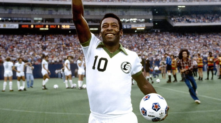 Pelé reacts after the Cosmos' win over the Fort Lauderdale Strikers...