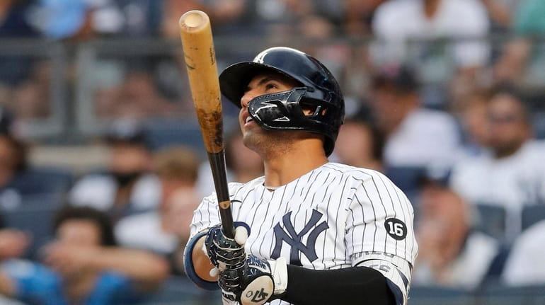 Yankees' Gleyber Torres has a few misplays in the field on Opening Day -  Newsday