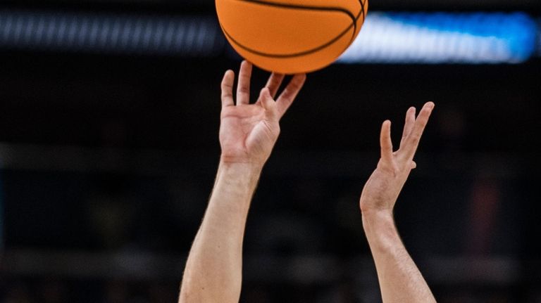 Kansas guard Nicolas Timberlake (25) shoots a foul shot against...