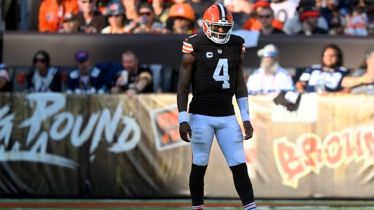 Cleveland Browns quarterback Deshaun Watson (4) stands on the field...