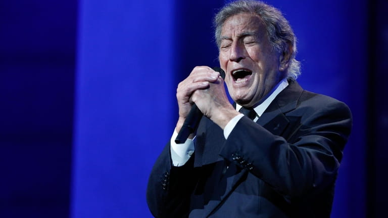 Tony Bennett performs at the Clinton Global Citizen Awards during...