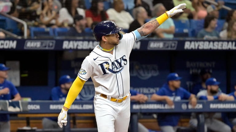 Video: Watch Rays' Jose Siri score from second on grounder to pitcher