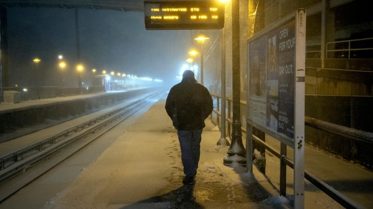 The scene early Thursday at the Mineola LIRR station.