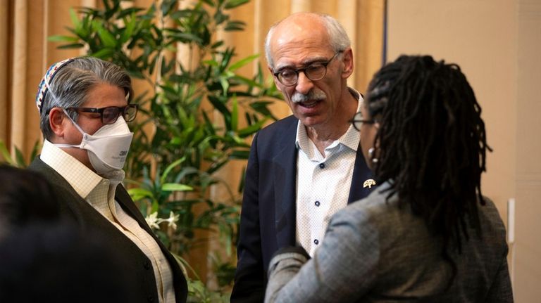 Oakland City council members Rebecca Kaplan, from left, Dan Kalb...