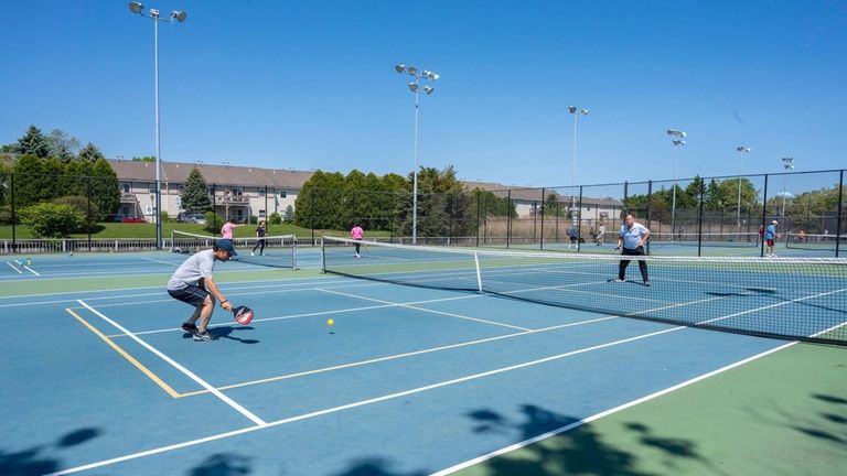 John J. Burns Park has pickleball courts and other sports courts.