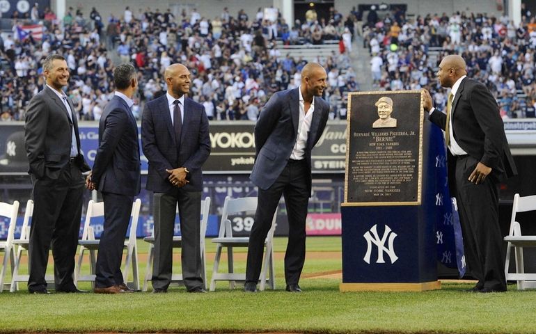 Bernie Williams & Paul O’Neill Day Jersey Monument Park Retirement SGA  Yankees