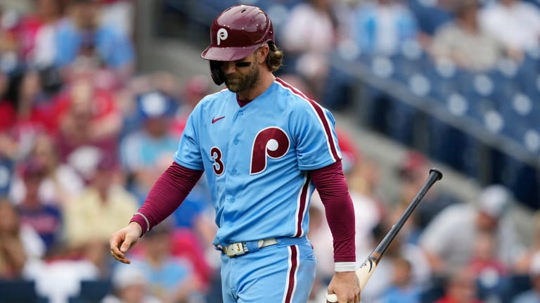 Thought it was a dream': Local boy catches Bryce Harper home run at his  first Phillies game