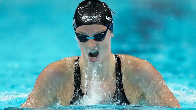 Summer McIntosh, of Canada, competes in the women's 400-meter individual...