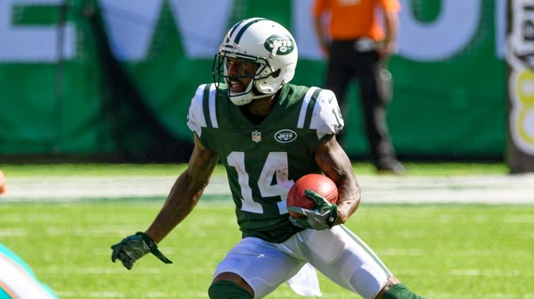 Jeremy Kerley released by Jets after serving suspension - Newsday