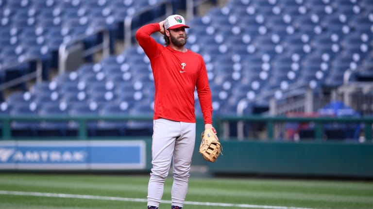 Bryce Harper's headband collection continues to grow with latest
