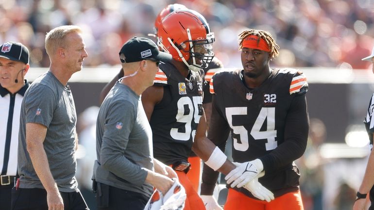 Browns hobble into the bye week after being stung by a rash of