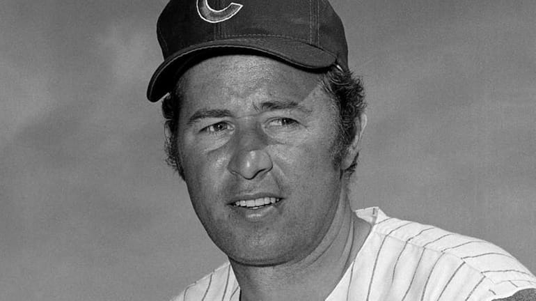Chicago Cubs great Ron Santo dies