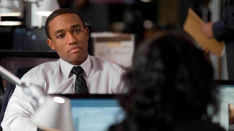 Lee Thompson Young as detective Barry Frost on "Rizzoli &...