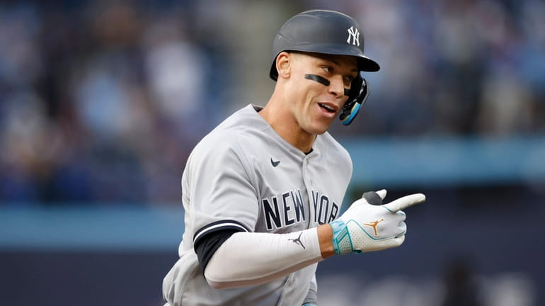 Yankees manager Aaron Boone defends Aaron Judge after Blue Jays