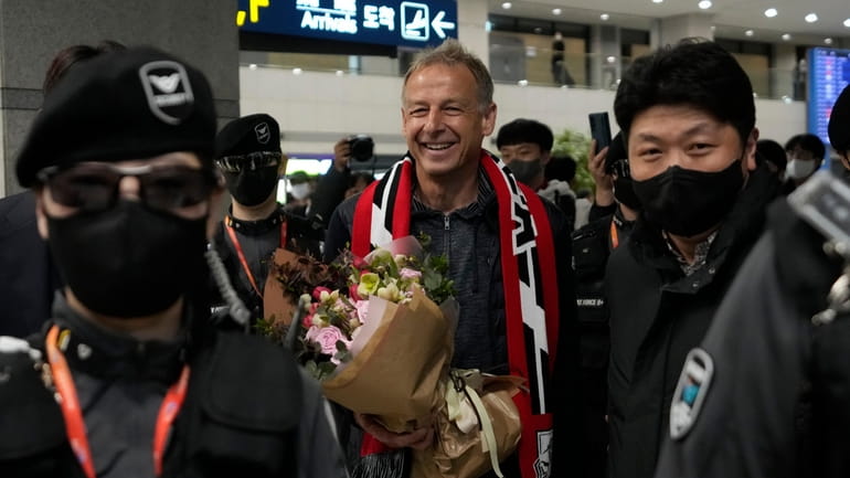 Klinsmann Arrives In South Korea Targets Asian Cup Title Newsday 