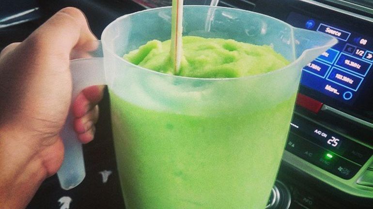 Instagram user @fadhlanaziz chose a plastic pitcher as his cup...