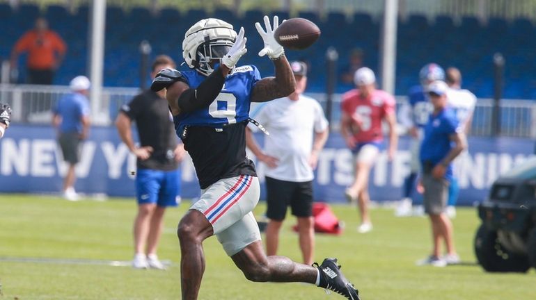 New York Giants wide receiver Malik Nabers (9) during the...