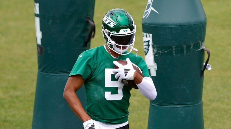 New York Jets wide receiver Garrett Wilson during minicamp last...