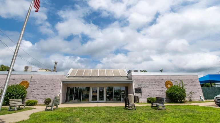 Oyster Bay's animal shelter in Syosset is set for major...