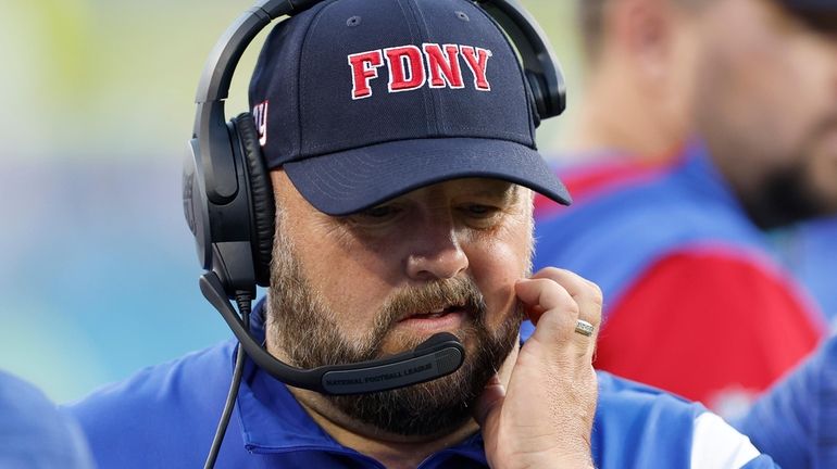 Head coach Brian Daboll of the New York Giants looks...