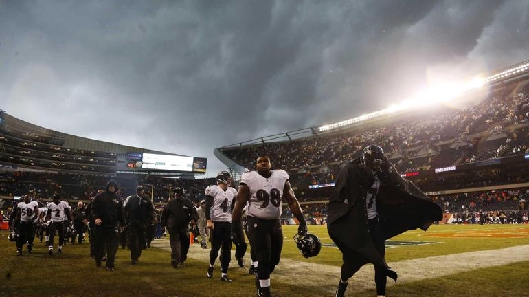 Chicago Bears beat Baltimore Ravens in overtime at Soldier Field resumes  after two-hour tornado delay - Newsday