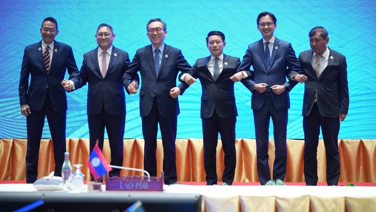 From left, Thailand's Foreign Minister Maris Sangiampongsa, Cambodia Foreign Minister...