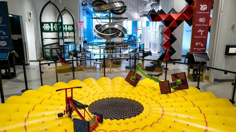 The simple - MoMath: the National Museum of Mathematics