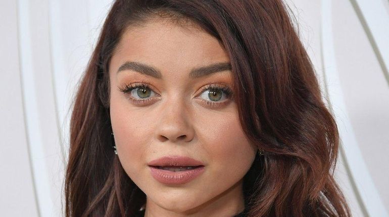 Sarah Hyland responded to internet rumors regarding her "Modern Family"...