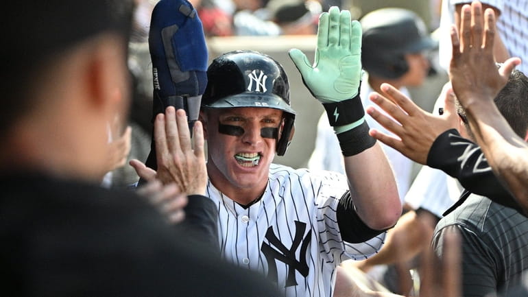 Yankees fans overjoyed as Harrison Bader hits game-winning homerun