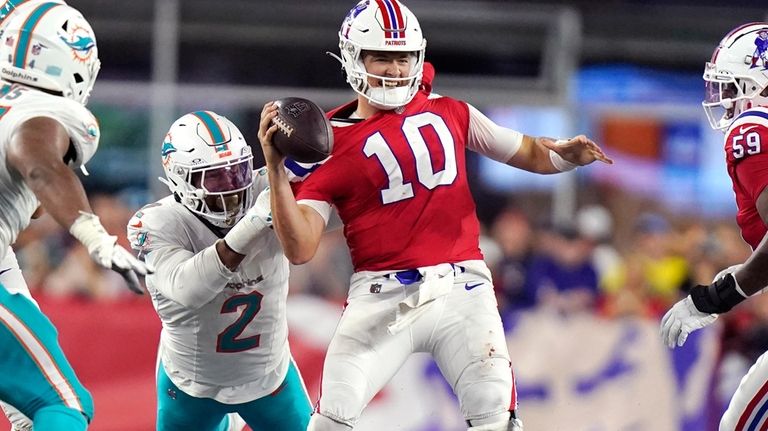 Dolphins show they can win even without Tagovailoa and Hill going deep