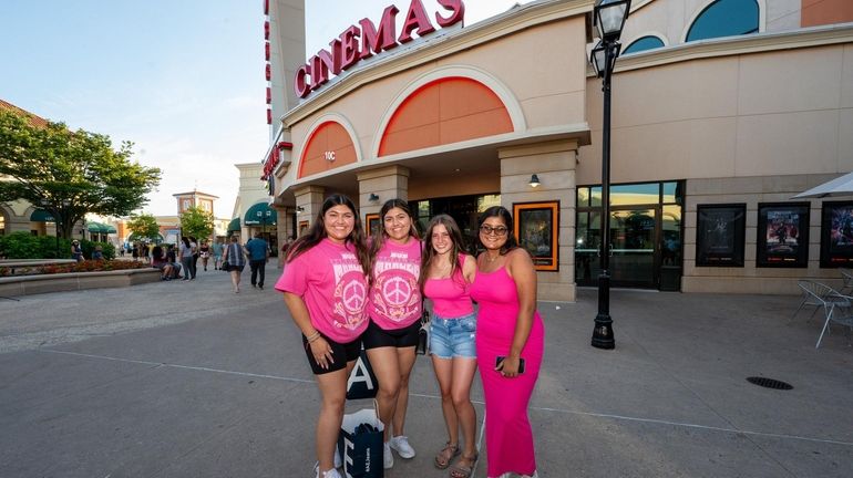 Twins Jeovanna and Joseline Serpas, 18, Emily Franciscovich, 18, and...