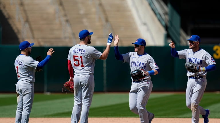 Cubs hammer A's bullpen in 12-2 win for 3-game sweep - The San Diego  Union-Tribune