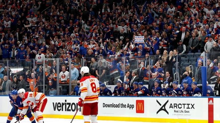 Welcome home, Islanders fans: Here's the complete 2021-22 UBS