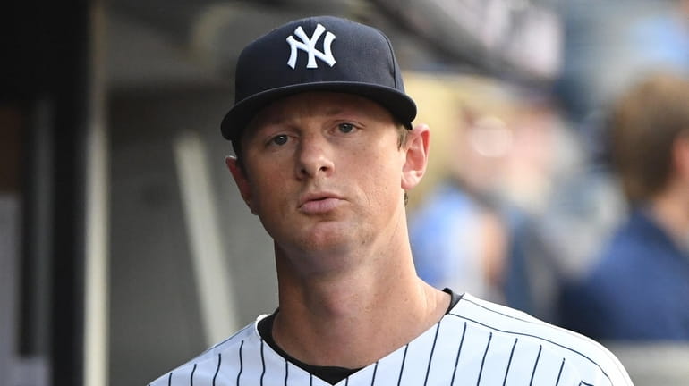 DJ LeMahieu could rejoin Yankees next week, but that's not a sure