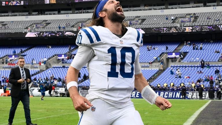 Colts QB Gardner Minshew prepares for possible start against