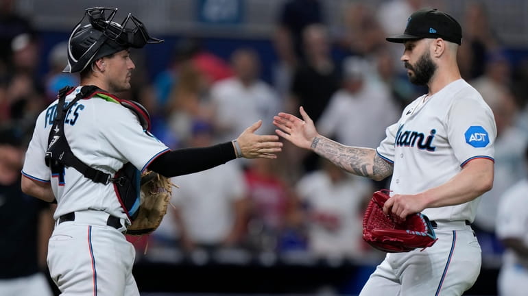 Marlins no-hit through seven, beat Red Sox 2-0