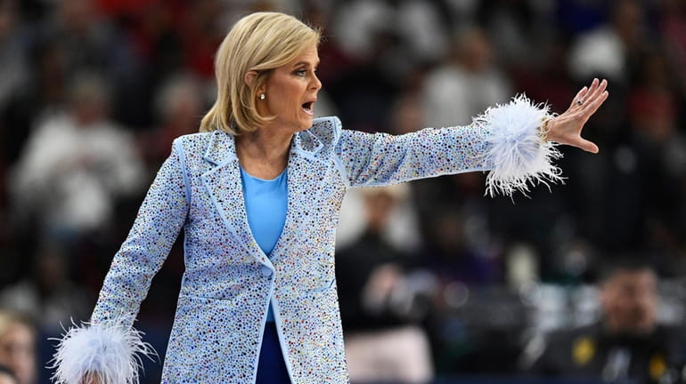 LSU coach Kim Mulkey manages to go even lower after brawl at SEC