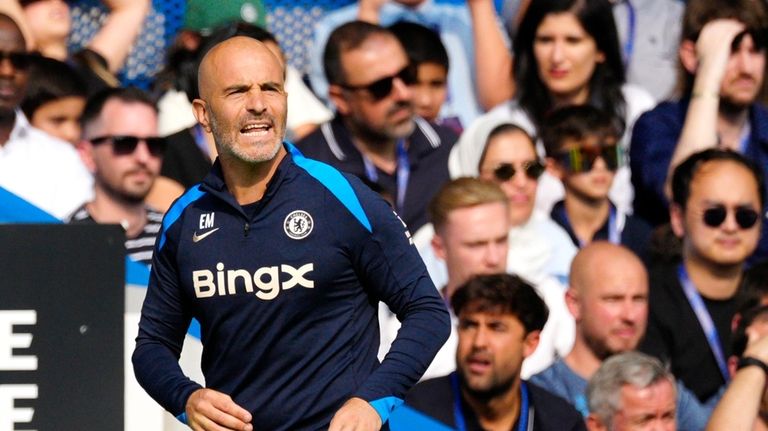 Chelsea's head coach Enzo Maresca reacts during the English Premier...