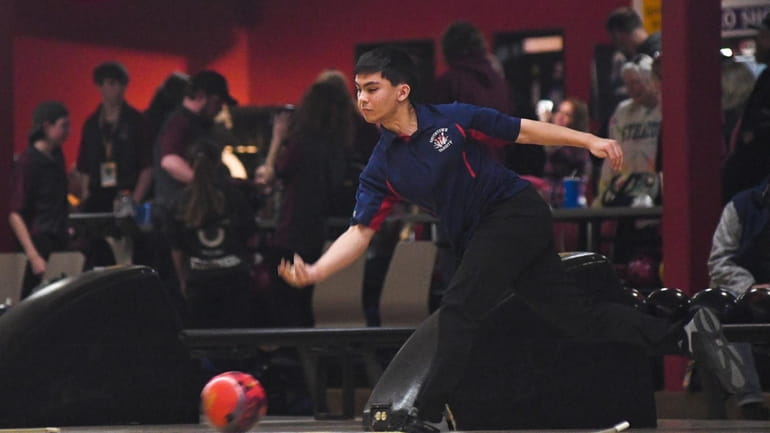 Smithtown's Jeremy Holcomb bowls during the 2022 NYSPHSAA Bowling Championships...