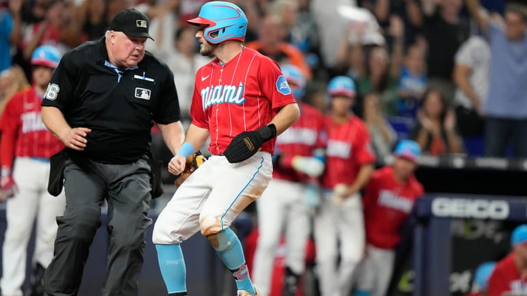 The Miami Marlins' new uniforms, graded 