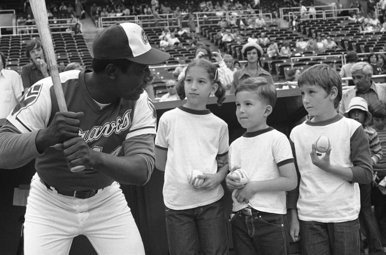 Hank Aaron Atlanta Braves Hits HR MLB 1966 Original Press Wire Photo Type 3