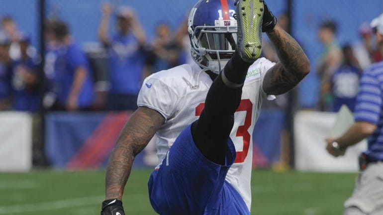 New York Giants wide receiver ODELL BECKHAM JR. makes a leaping catch