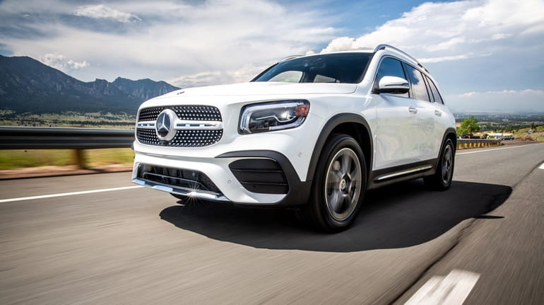 Mercedes-Benz GLB 250: An Adorable, and Affordable, High-End SUV - WSJ