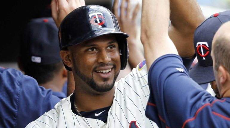 Yankees Acquire Aaron Hicks From Twins For John Ryan Murphy - MLB