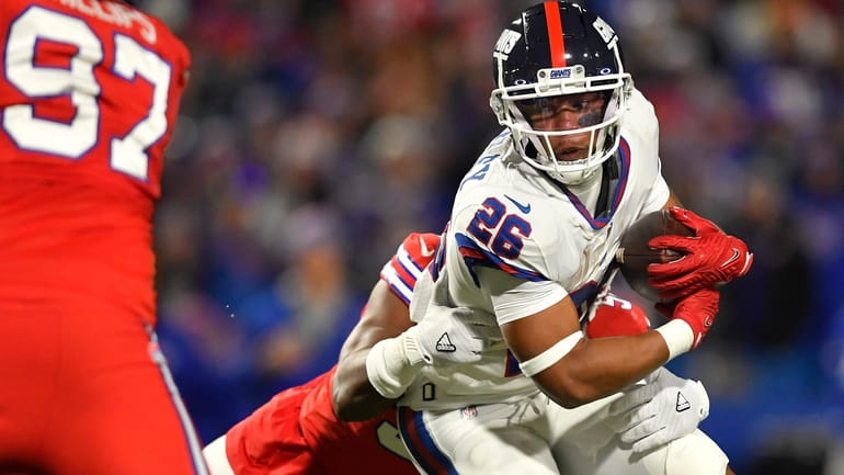 Giants running back Saquon Barkley has a sprained right ankle, AP